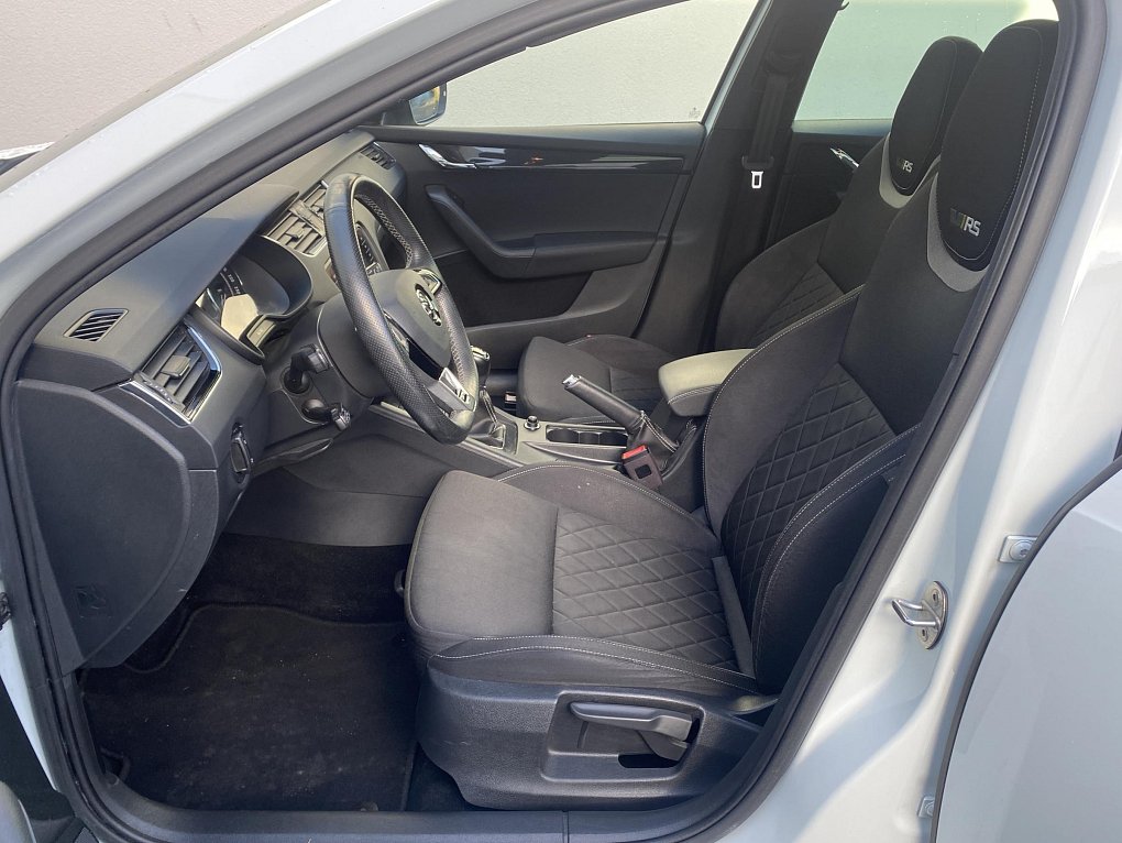 Škoda Octavia III 2.0TDi RS