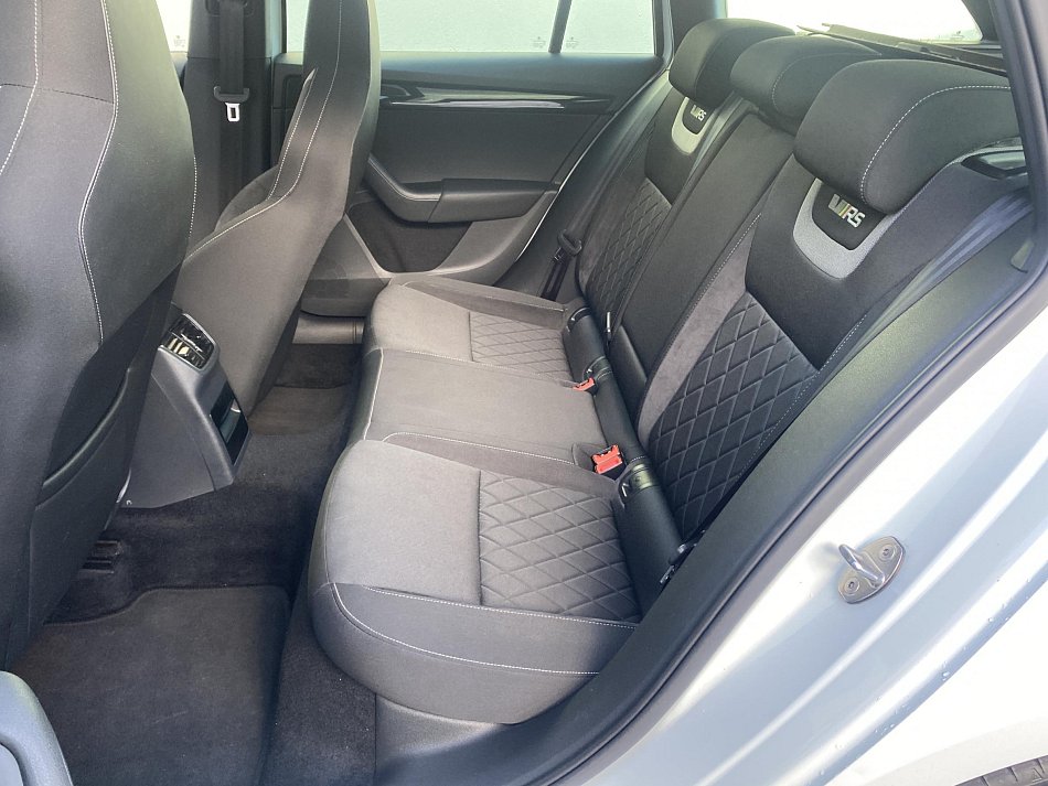 Škoda Octavia III 2.0TDi RS