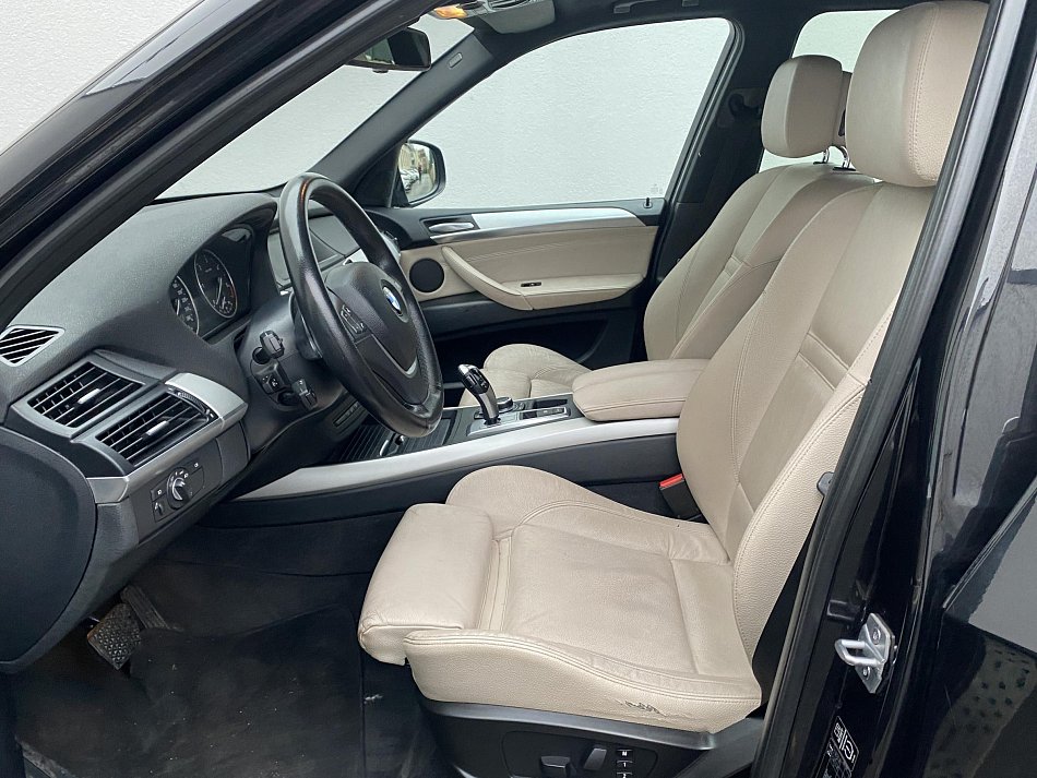 BMW X5 3.0.D  xDrive 30d, 7míst