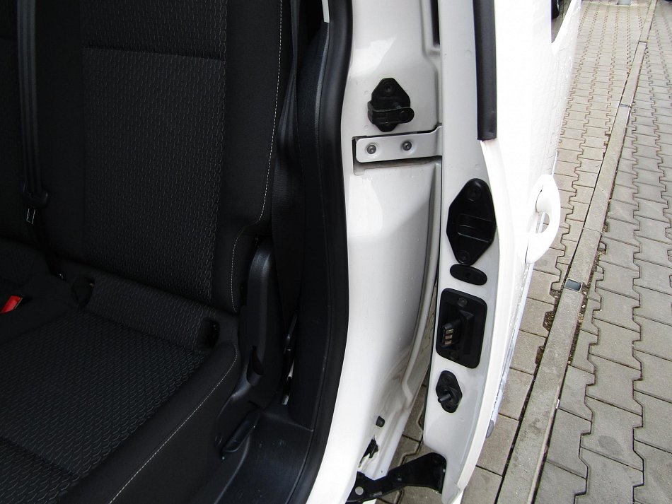 Volkswagen Caddy 2.0TDi Trendline MAXi 7míst