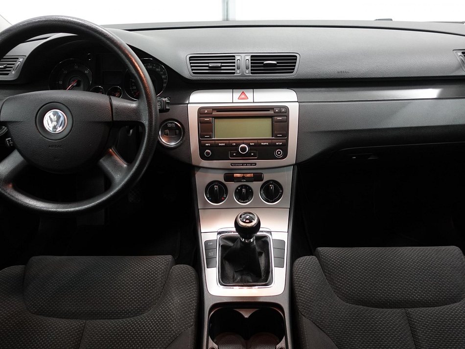 Volkswagen Passat 1.9 TDi 