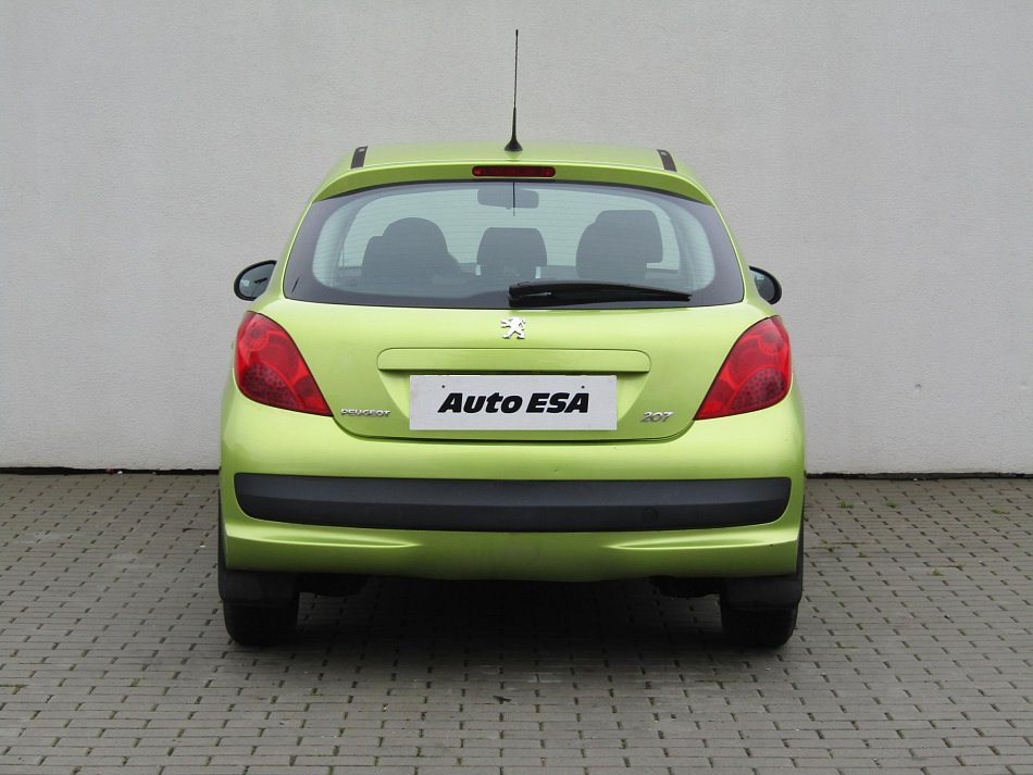 Peugeot 207 1.4 16V 