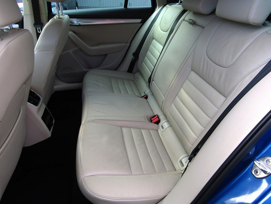 Škoda Octavia III CJSB  4x4