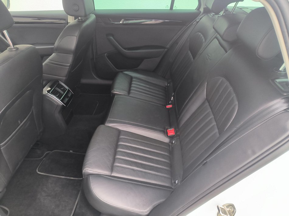 Škoda Superb III 2.0 TSi L&K 4x4
