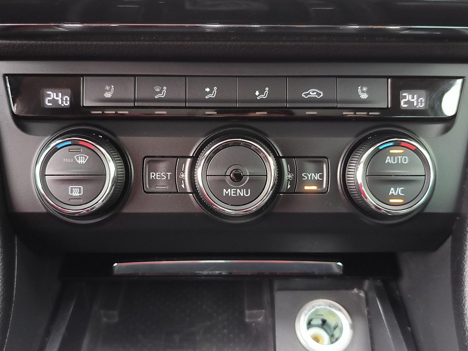 Škoda Superb III 2.0 TSi L&K 4x4