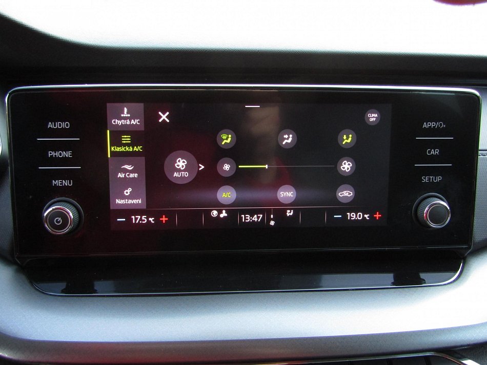 Škoda Octavia IV 1.5TSi Ambition