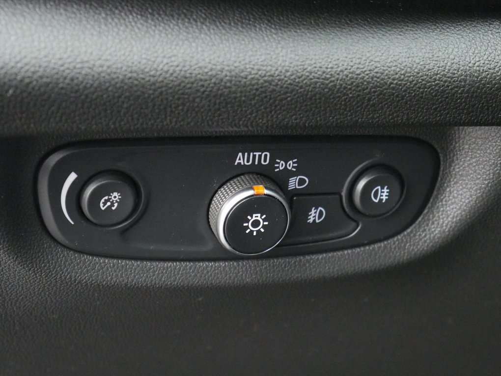 Opel Insignia 2.0CDTi 