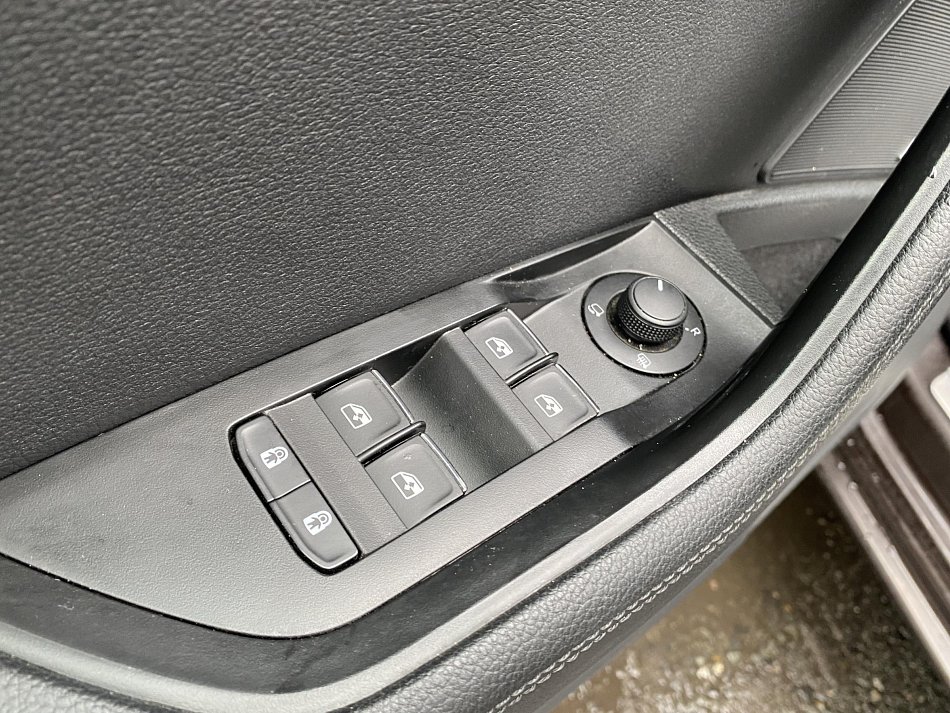 Škoda Superb III 2.0 TDi L&K