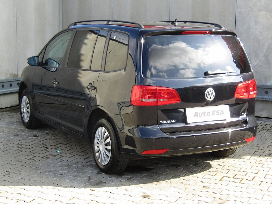 Volkswagen Touran 1.6 TDi 
