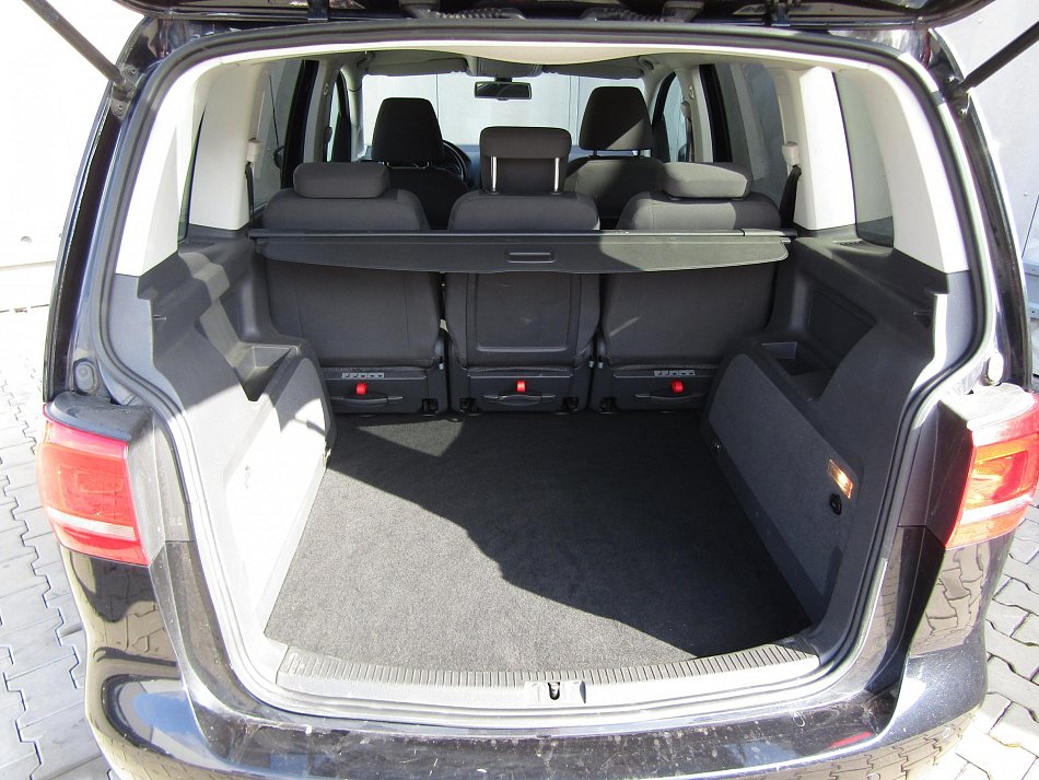 Volkswagen Touran 1.6 TDi 