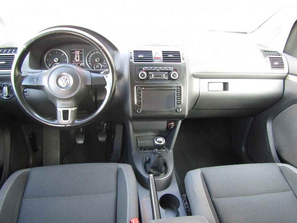 Volkswagen Touran 1.6 TDi 