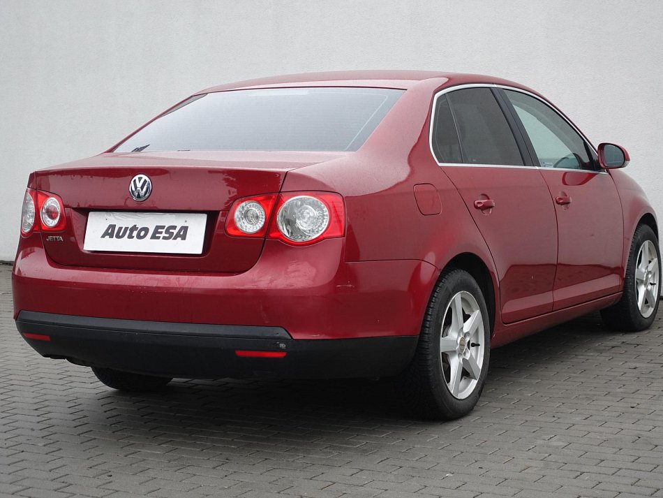 Volkswagen Jetta 1.6 MPi Comfort