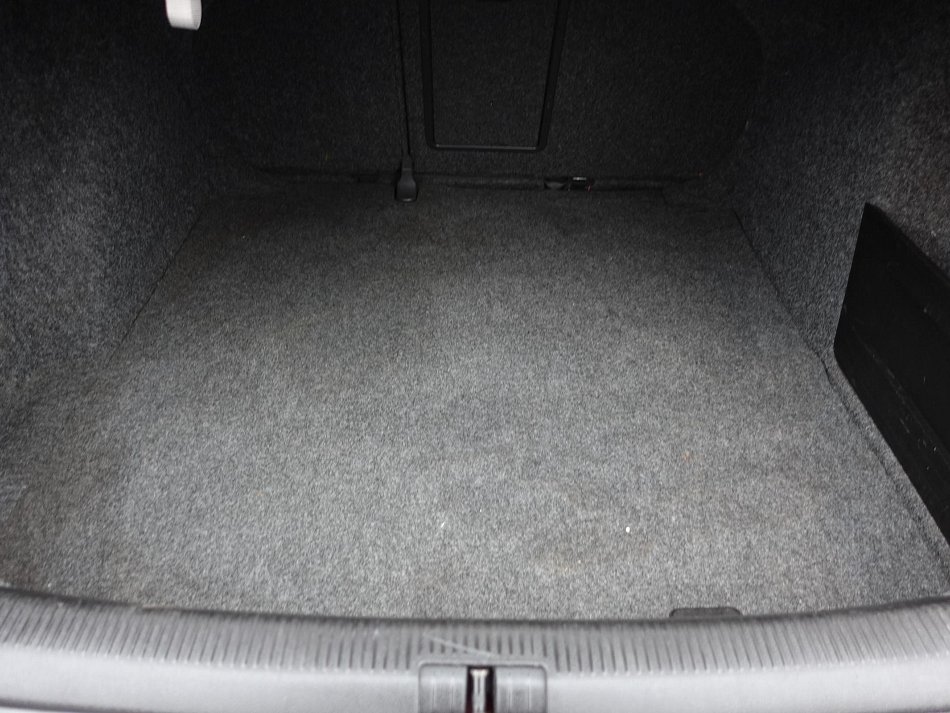 Volkswagen Jetta 1.6 MPi Comfort