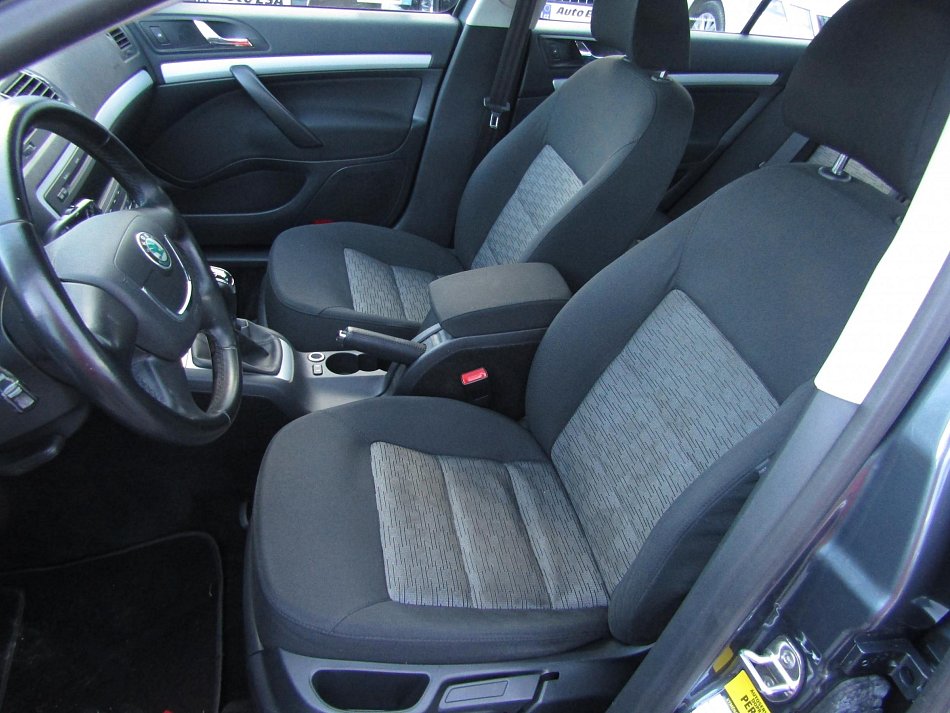 Škoda Octavia II 1.4TSi Ambiente