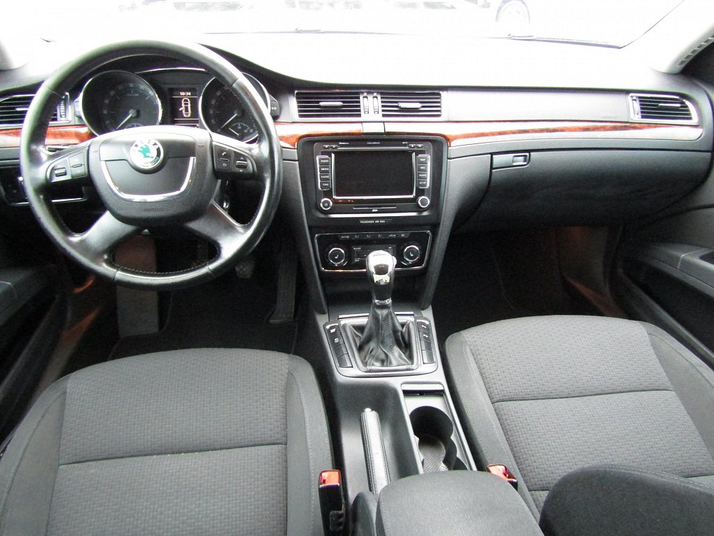 Škoda Superb II 2.0 TDi 