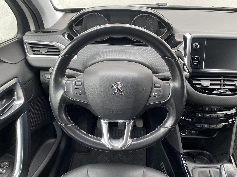 Peugeot 2008 1.2PT Allure