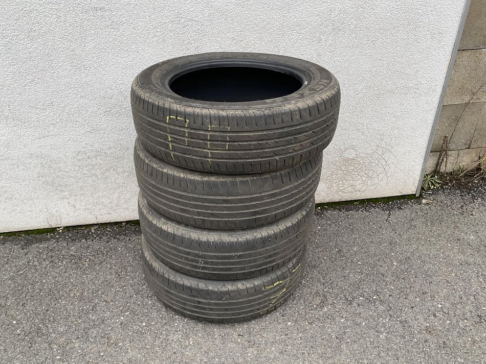 Peugeot 2008 1.2PT Allure