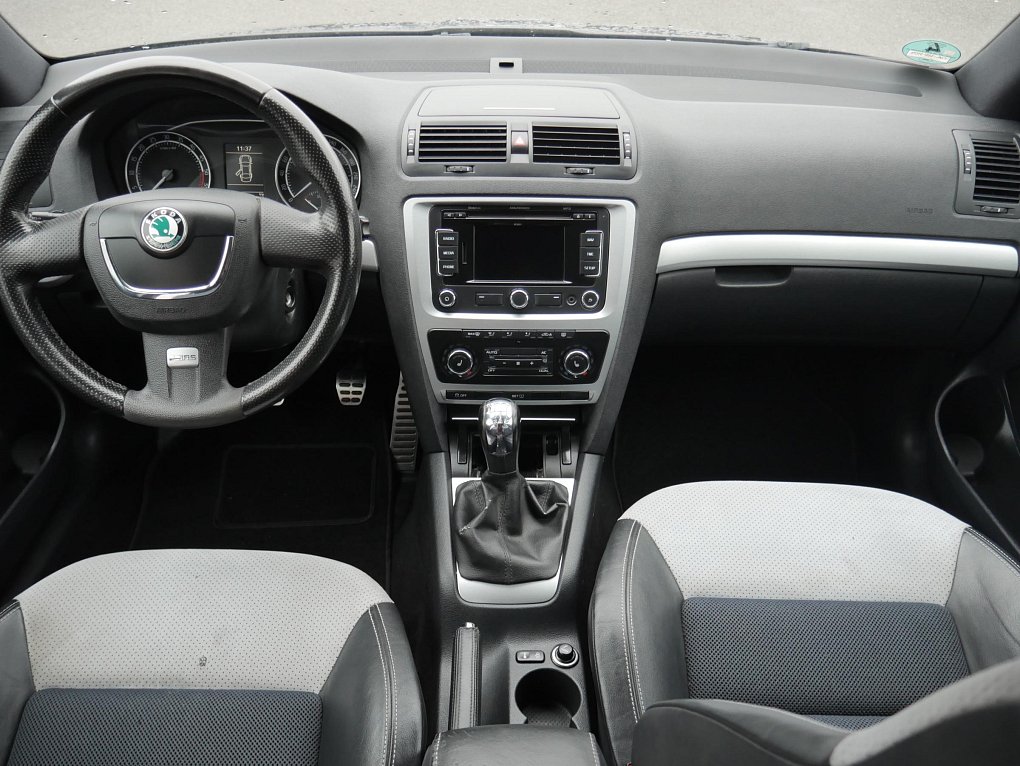 Škoda Octavia II 2.0 TDi RS