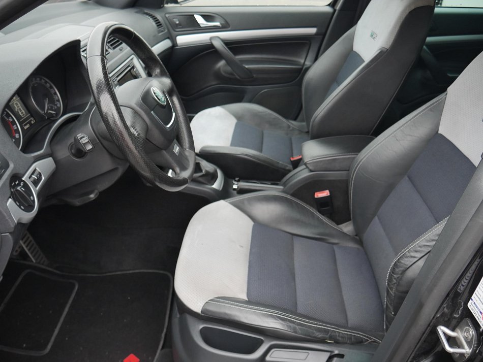 Škoda Octavia II 2.0 TDi RS