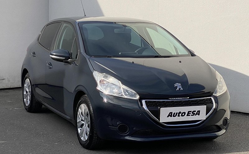 Peugeot 208 1.0 i 
