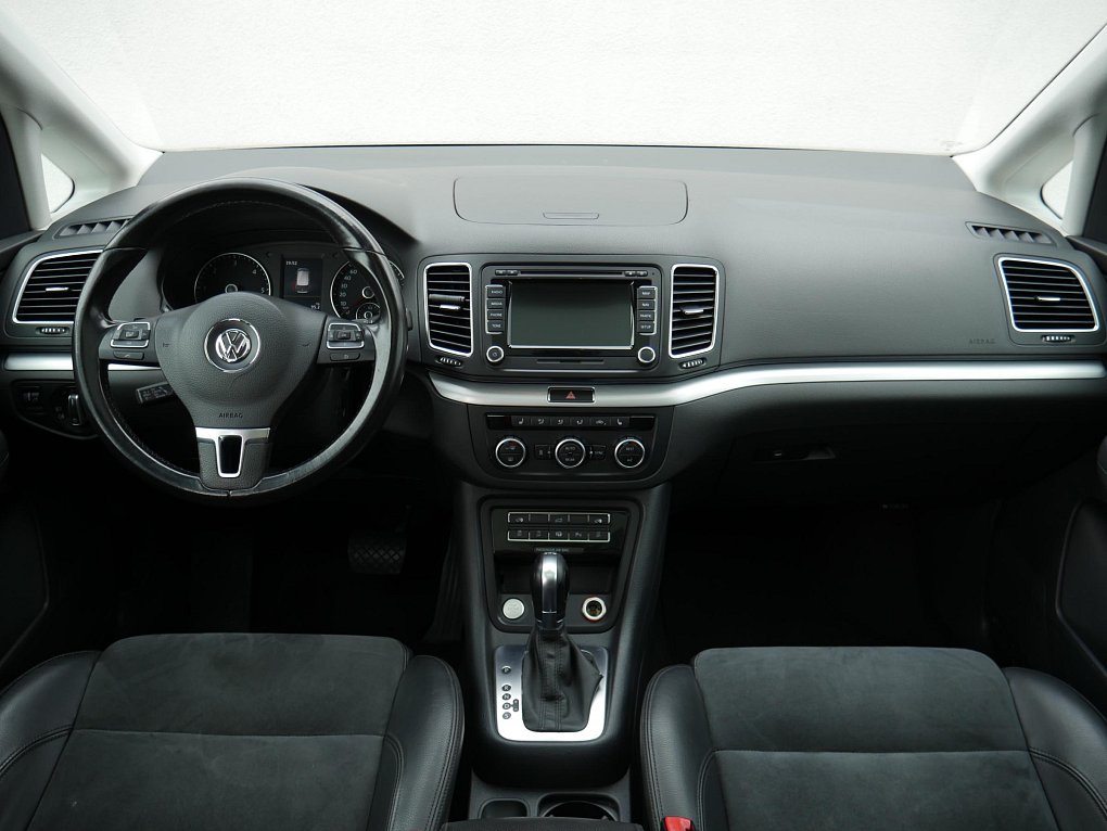 Volkswagen Sharan 2.0 TDi 