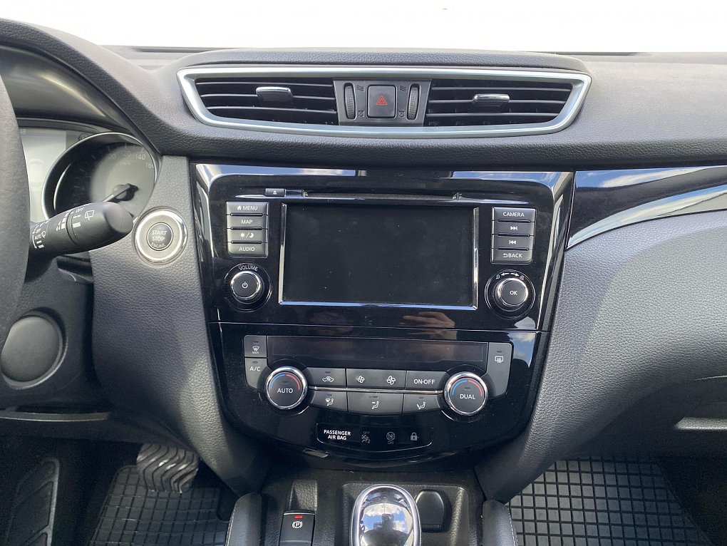 Nissan Qashqai 1.3 DiG-T N-Connecta