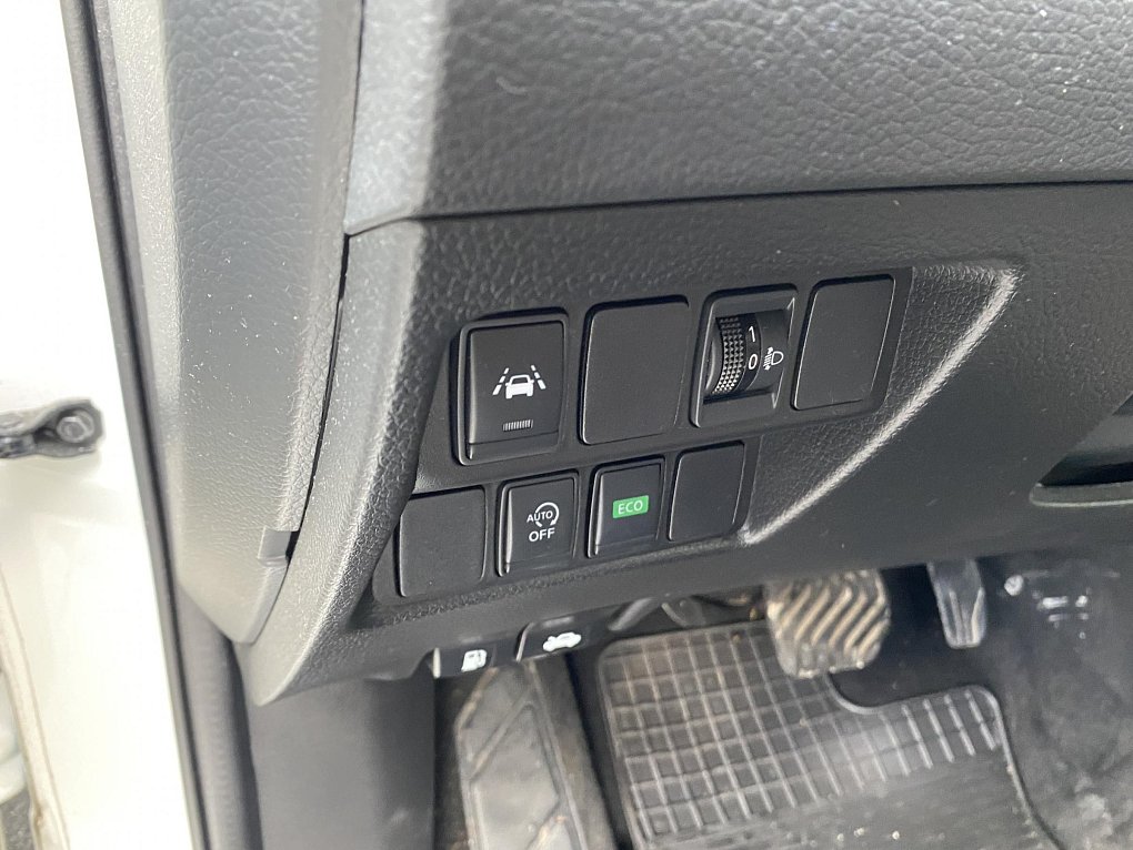 Nissan Qashqai 1.3 DiG-T N-Connecta