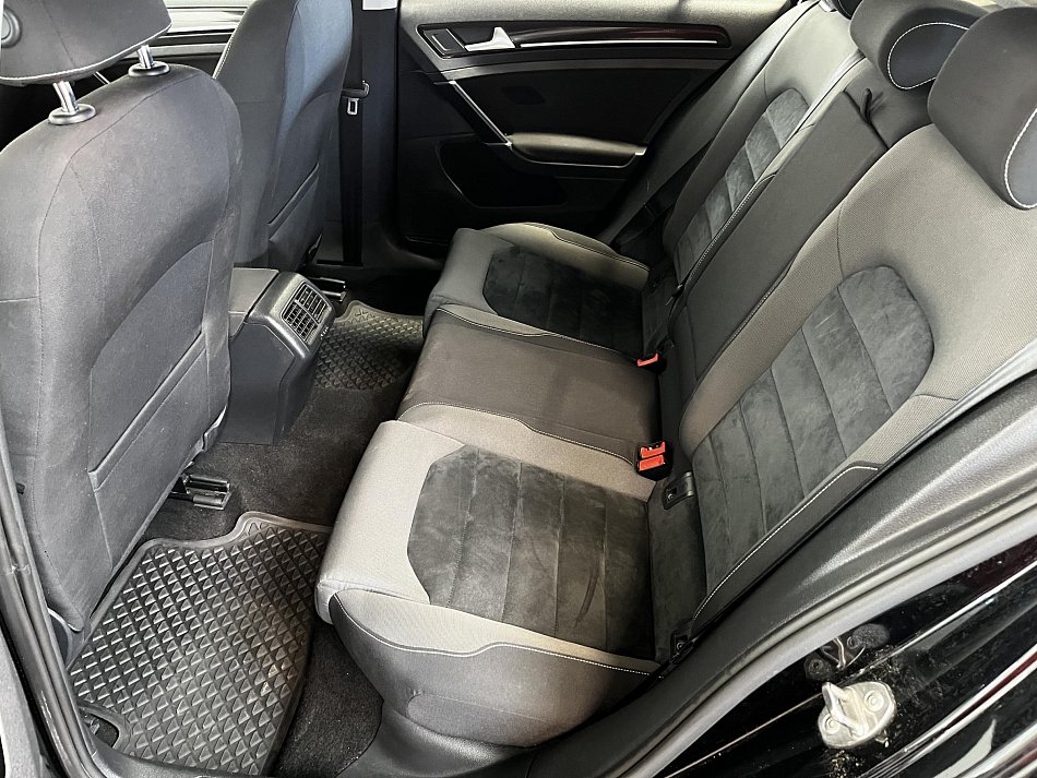 Volkswagen Golf 1.4 TSi Highline