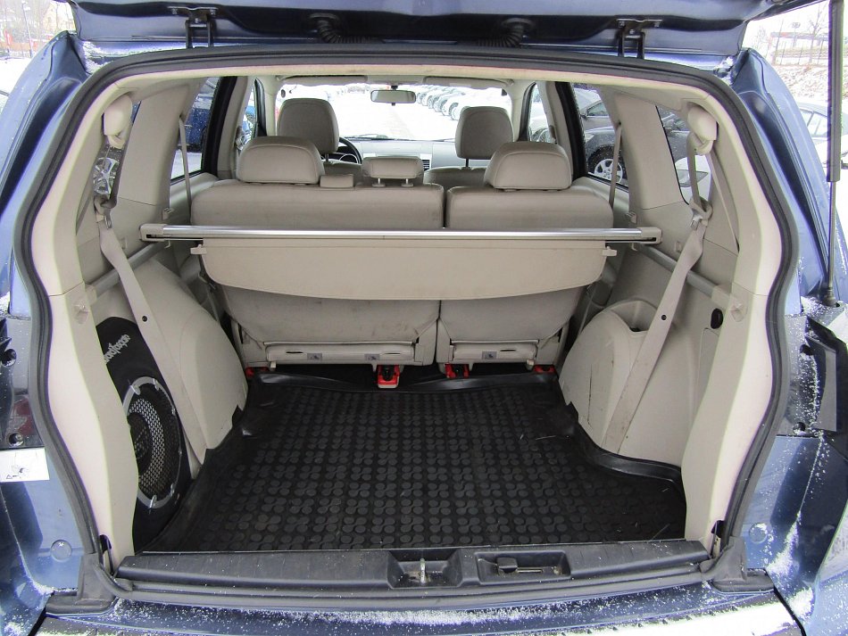 Mitsubishi Outlander 2.0 D  4x4, 7míst