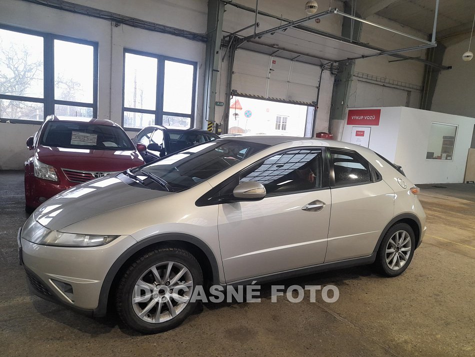 Honda Civic 1.4 i 