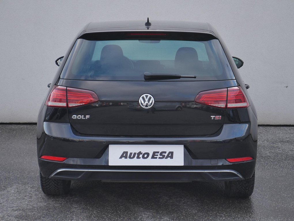 Volkswagen Golf 1.4 TSI 