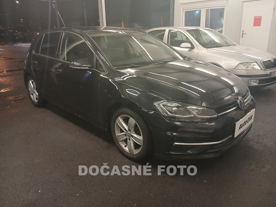 Volkswagen Golf 1.4 TSI 