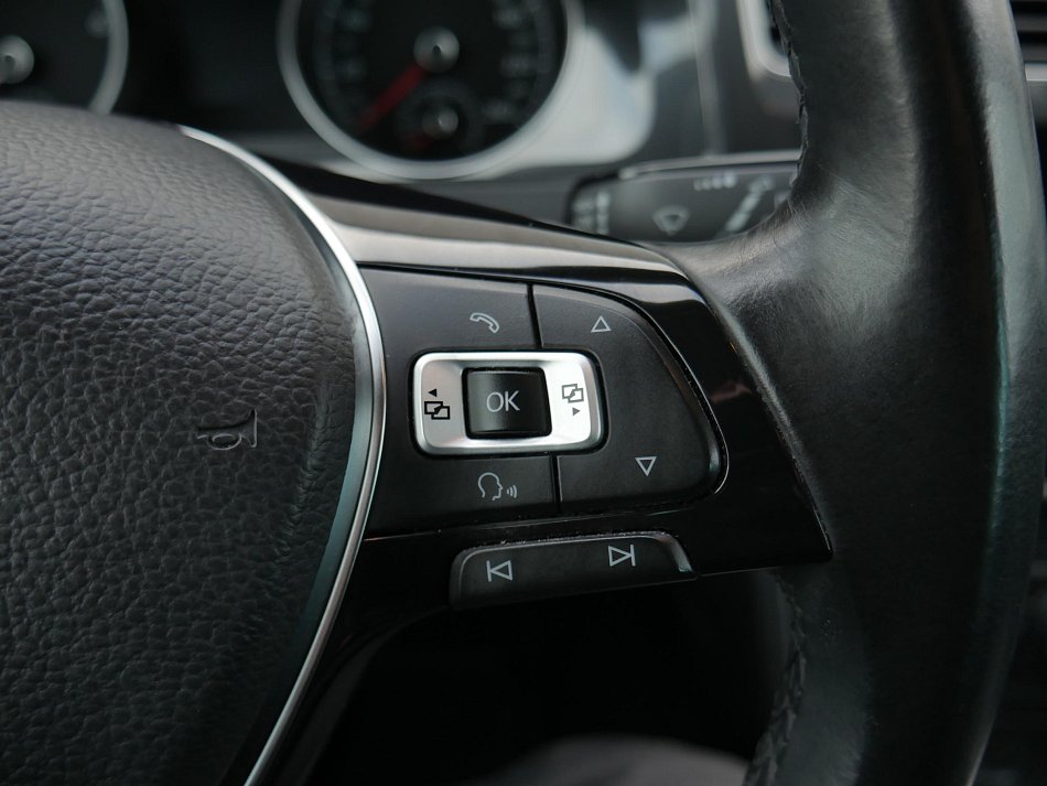 Volkswagen Golf 1.4 TSI 