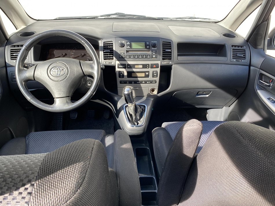 Toyota Corolla Verso 1.6i 