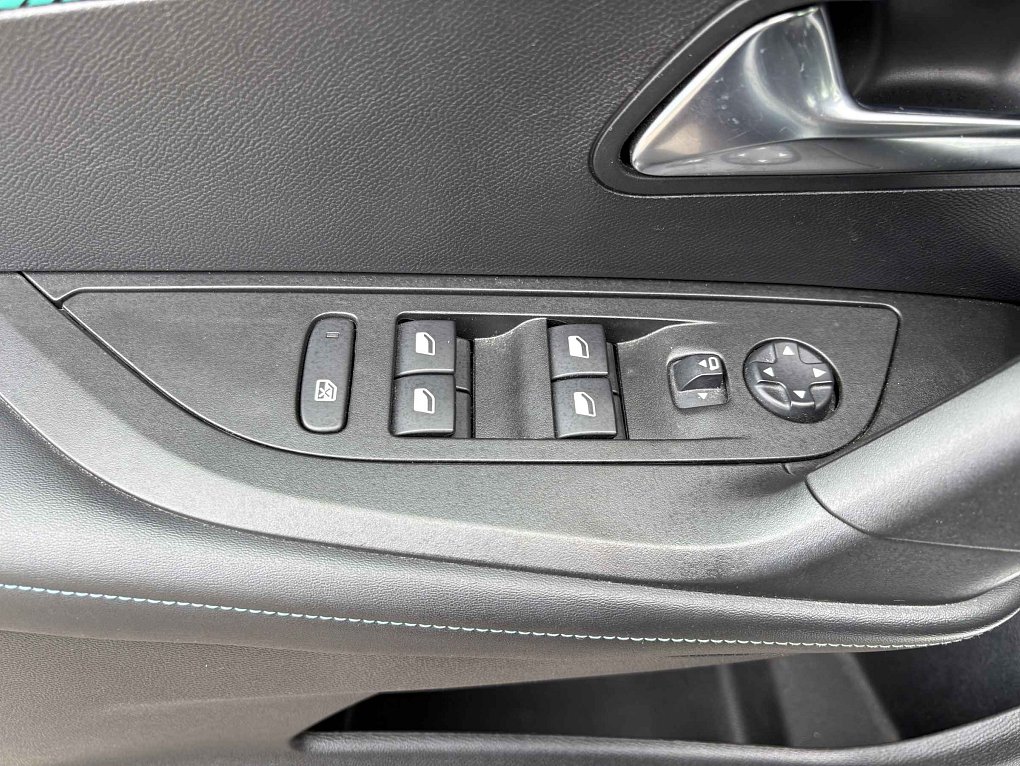 Peugeot 2008 1.5 HDi Allure