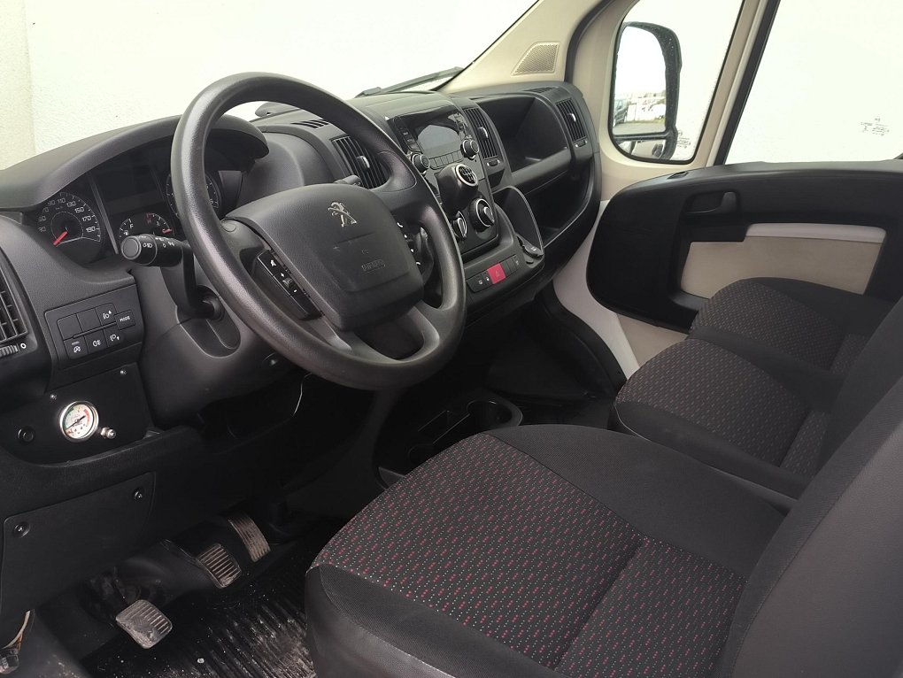 Peugeot Boxer 2.2HDi  L2H2 DÍLNA