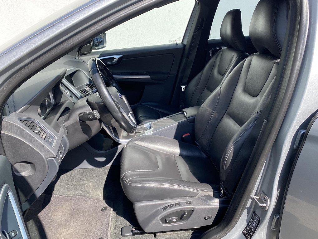 Volvo XC60 2.4 D5  4x4