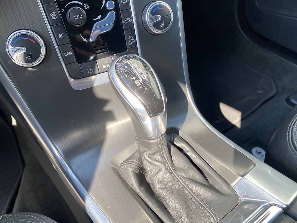 Volvo XC60 2.4 D5  4x4