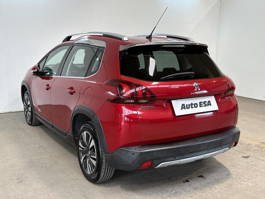 Peugeot 2008 1.2PT Allure