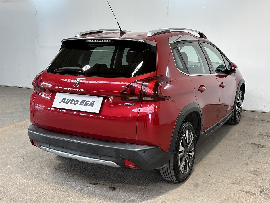 Peugeot 2008 1.2PT Allure