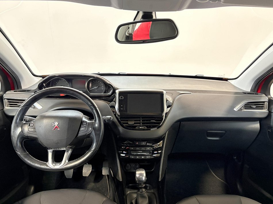 Peugeot 2008 1.2PT Allure