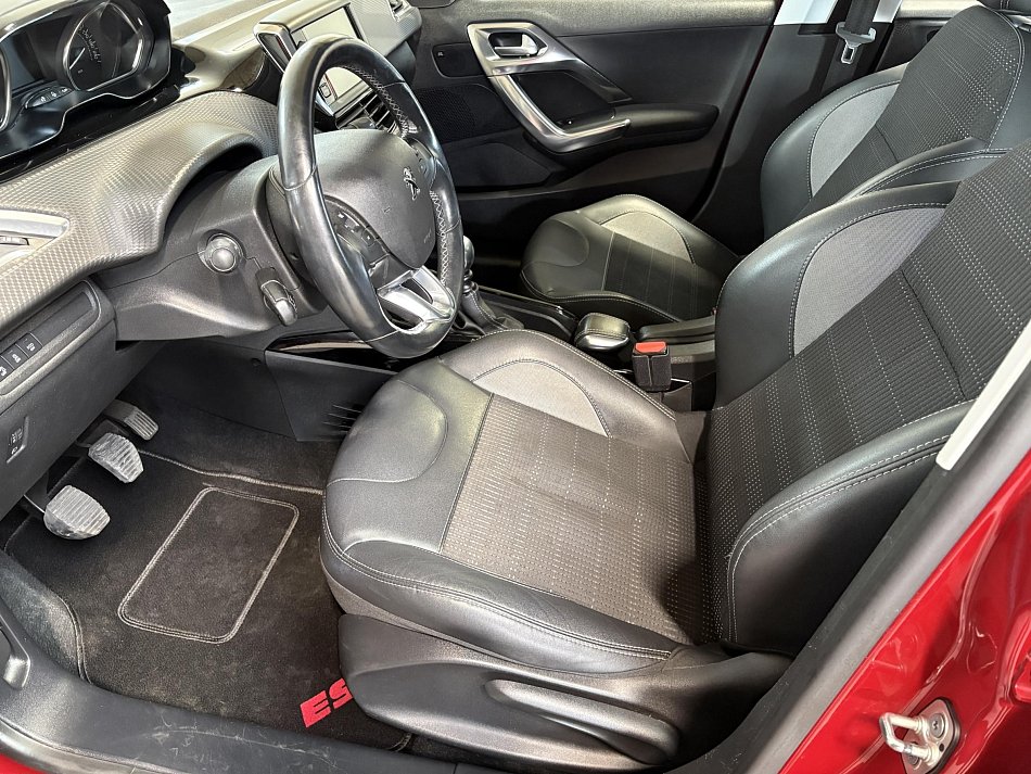 Peugeot 2008 1.2PT Allure