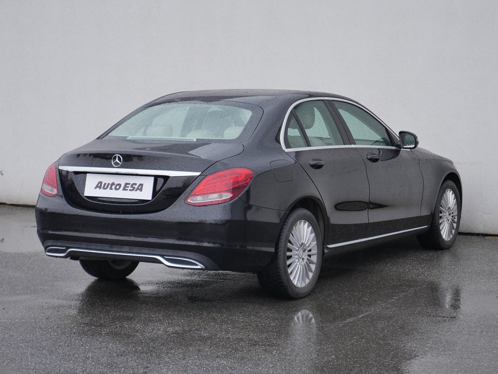 Mercedes-Benz Třída C 1.8i 