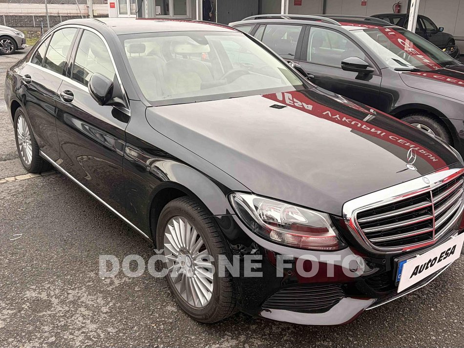 Mercedes-Benz Třída C 1.8i 