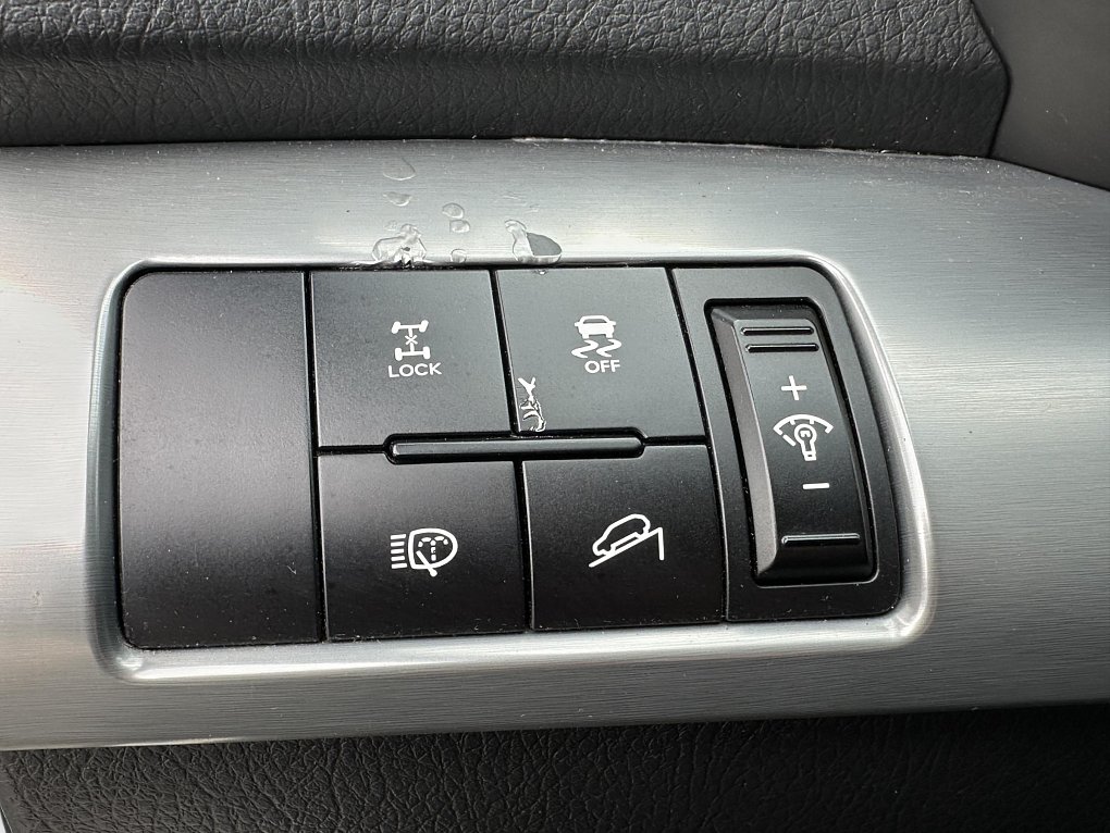 Kia Sorento 2.2CRDi  4x4, 7míst