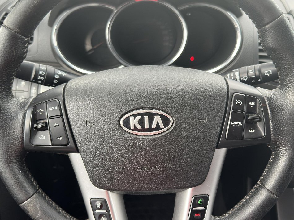 Kia Sorento 2.2CRDi  4x4, 7míst