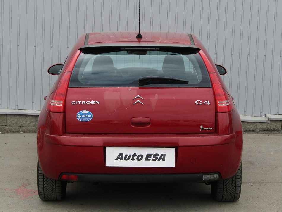 Citroën C4 1.4i 