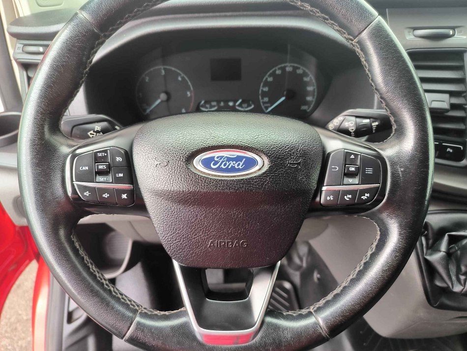Ford Transit Custom 2.0TDCi Trend L2 6míst