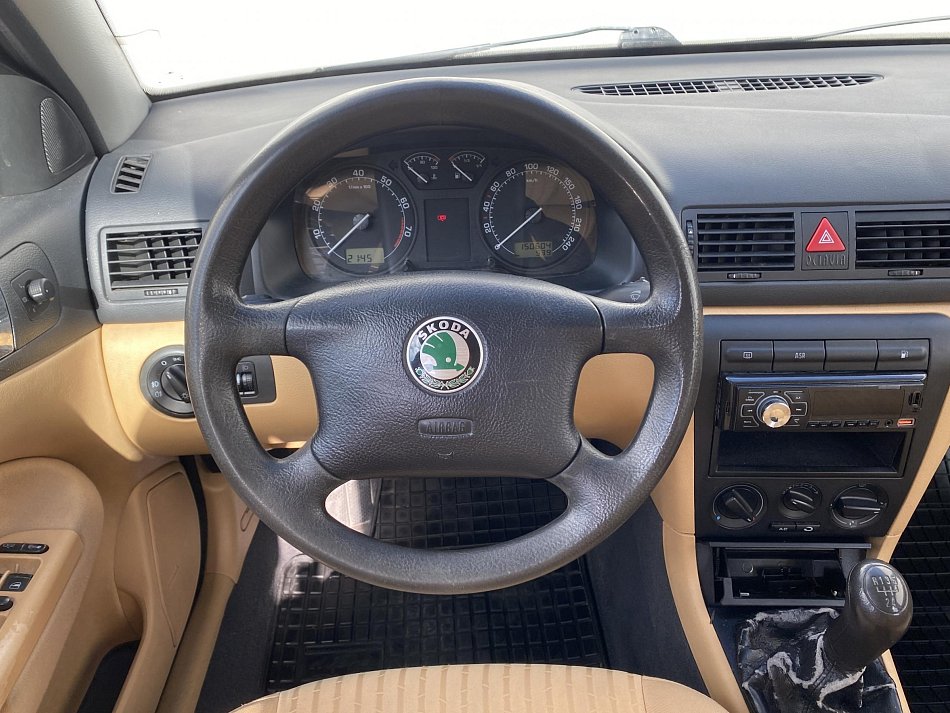 Škoda Octavia 1.6 MPi Elegance