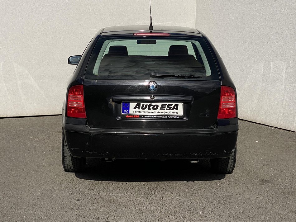 Škoda Octavia 1.6 MPi Elegance